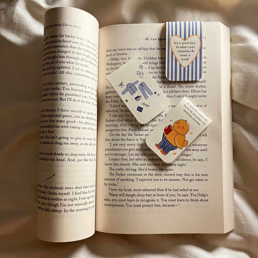 Cozy Read- Magnetic Bookmark Set